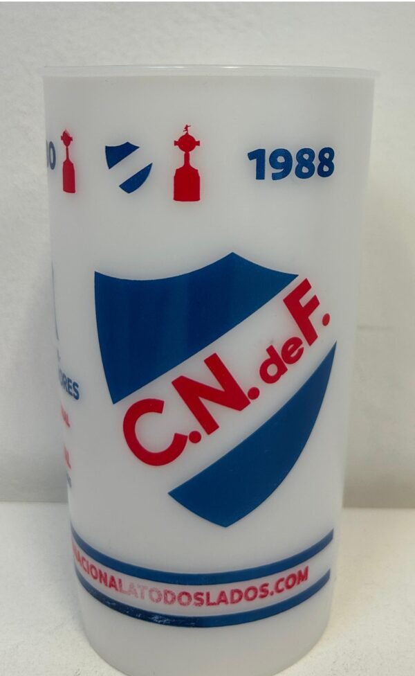 Vaso Con Nacional A Todos Lados
