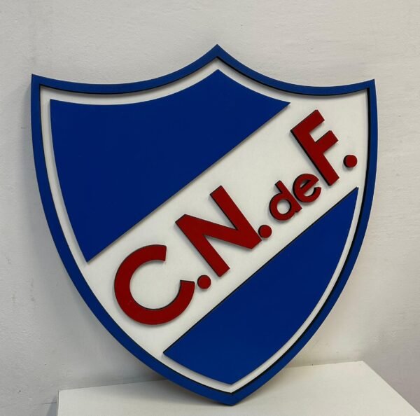 Escudo Madera 30 CM