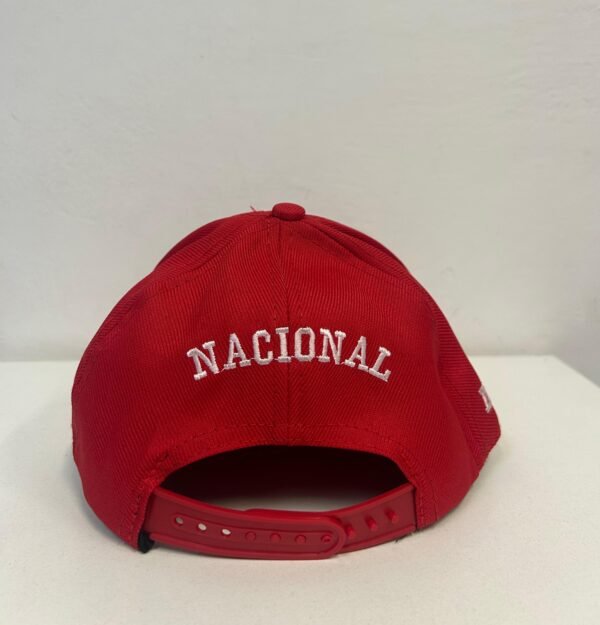 Gorro Visera Tela Rojo Niño - Imagen 4