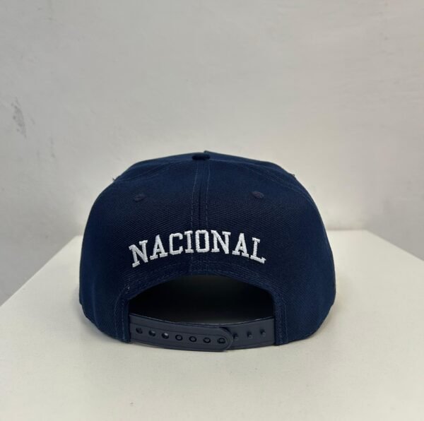 Gorro Visera Tela Azul Marino N Roja - Imagen 4
