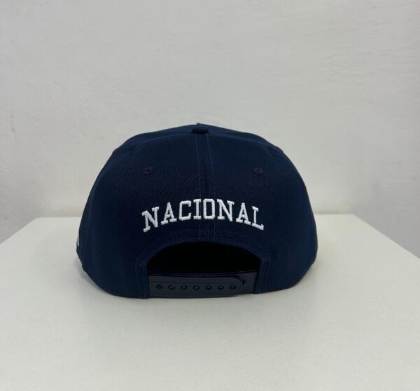 Gorro Visera Azul Marino Monocromático - Imagen 4