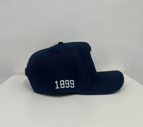 Gorro Visera Azul Marino Monocromático - Imagen 3