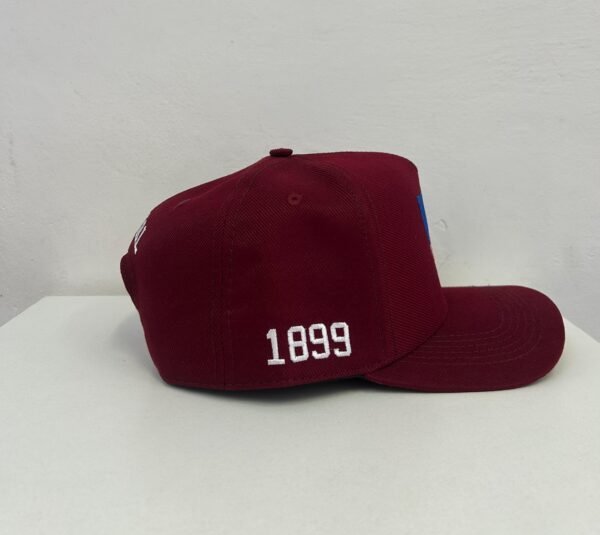 Gorro Visera Bordo Escudo Bordado - Imagen 3