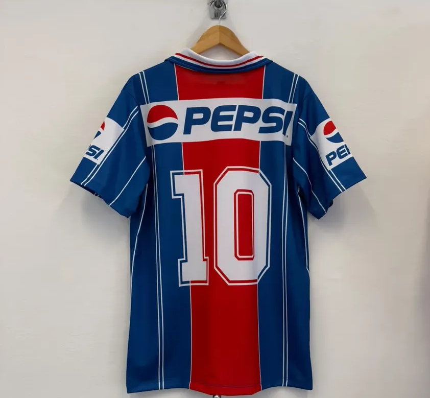 Camiseta Retro 2001 - Imagen 4